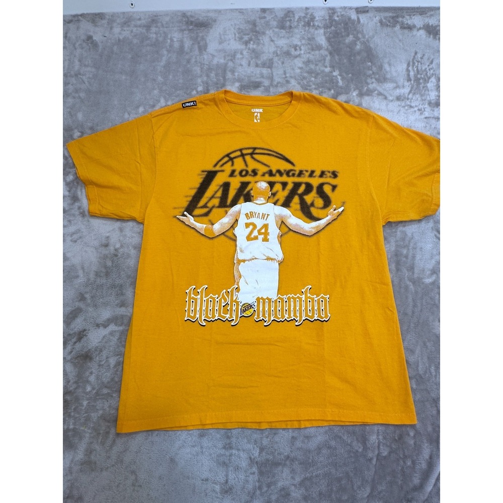 UNK x Black Mamba Kobe Lakers T-Shirt Mens Size XL Yellow Short Sleeve #24 NWOT